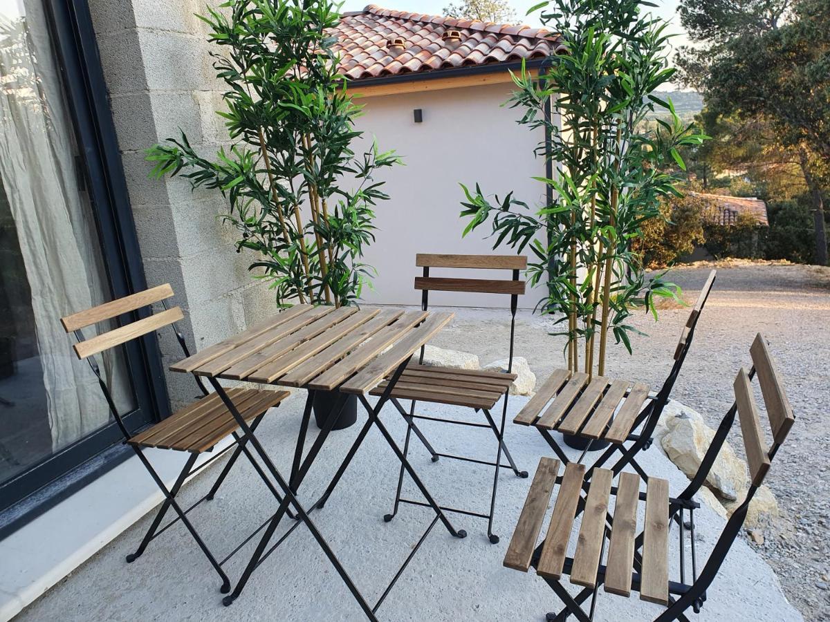 Appartement Bedoin Au Pied Du Mont Ventoux Esterno foto